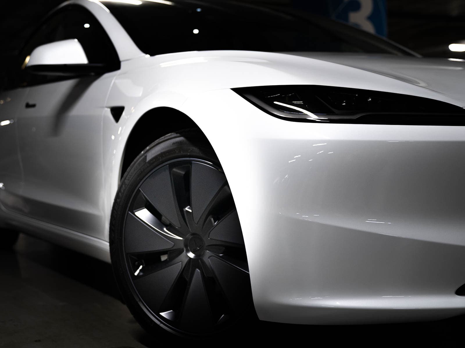 2024 Model 3 Highland Photo 4