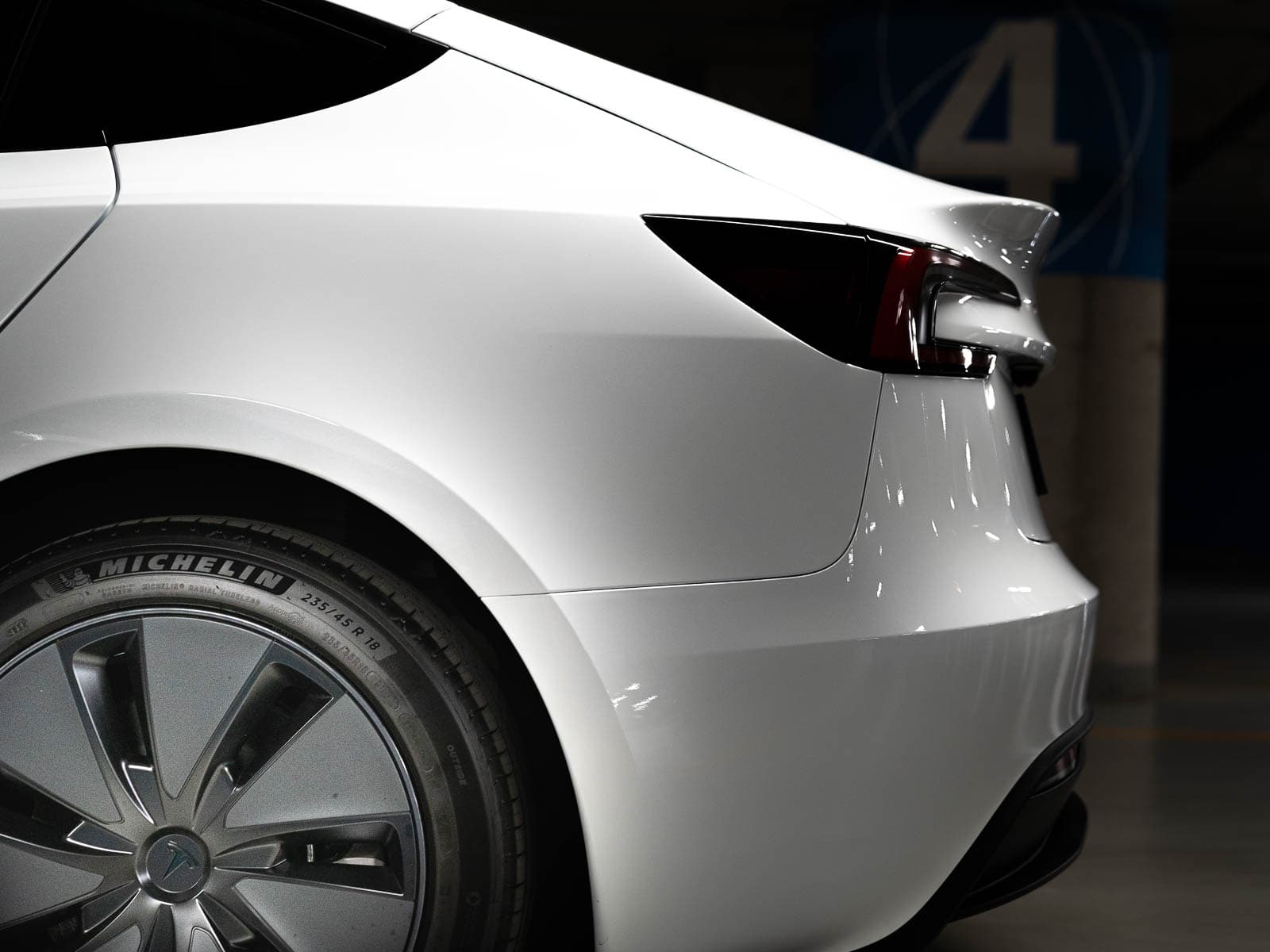 2024 Model 3 Highland Photo 7